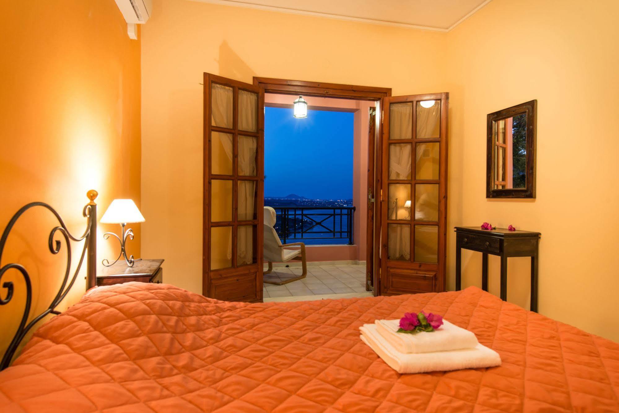 Villa Eora Keri 외부 사진